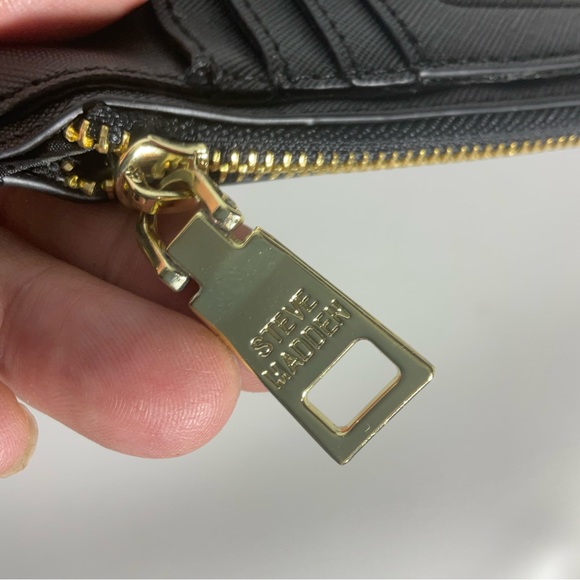 Steve Madden Black Zippered Four Card Wristlet w/Gold Hardware & Faux Gold Logo - Picture 6 of 16